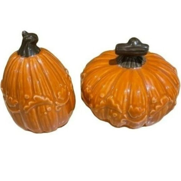 Autumn Pumpkin Ceramic Salt‎ and Pepper Shakers Kitchen Fall Decor - Picture 1 of 4